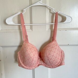 Victoria’s Secret pink lined lace Demi bra size 36C